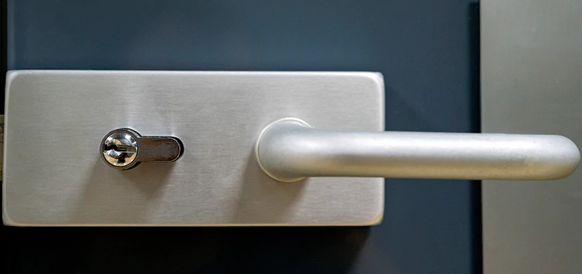 Change Patio Door Locks in Charter Oak, California